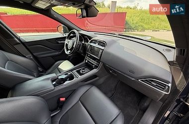 Внедорожник / Кроссовер Jaguar F-Pace 2016 в Киеве