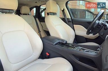 Внедорожник / Кроссовер Jaguar F-Pace 2019 в Тернополе