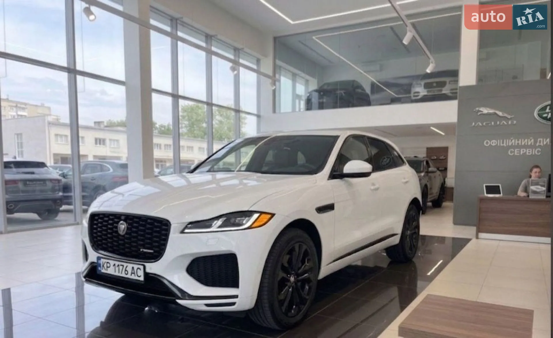 2023 Jaguar F-Pace - мініатюра 2