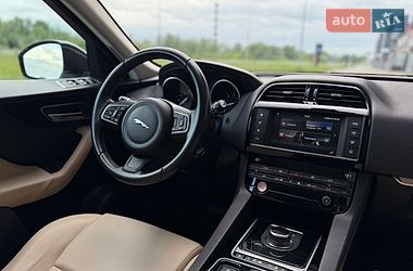 Внедорожник / Кроссовер Jaguar F-Pace 2017 в Киеве