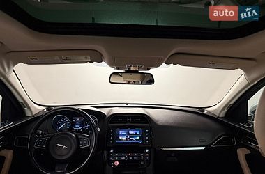Внедорожник / Кроссовер Jaguar F-Pace 2017 в Киеве