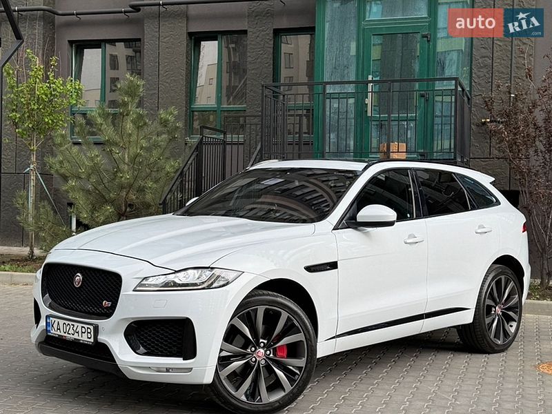 Внедорожник / Кроссовер Jaguar F-Pace 2016 в Киеве