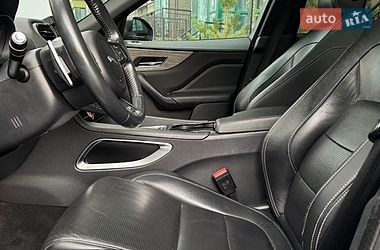 Внедорожник / Кроссовер Jaguar F-Pace 2016 в Киеве
