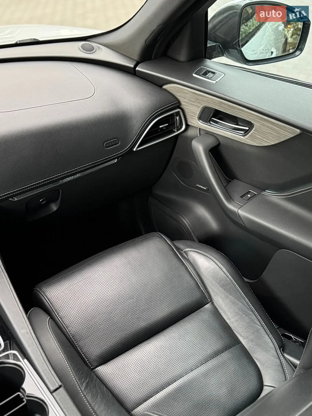 2016 Jaguar F-Pace - мініатюра 24