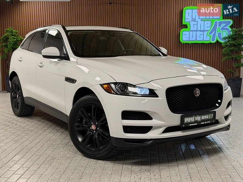 Внедорожник / Кроссовер Jaguar F-Pace 2016 в Киеве