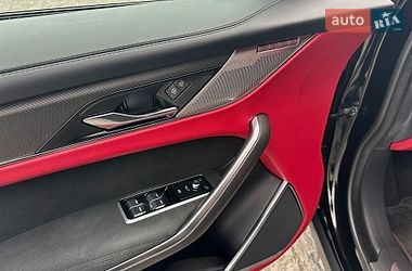 Позашляховик / Кросовер Jaguar F-Pace 2021 в Дніпрі