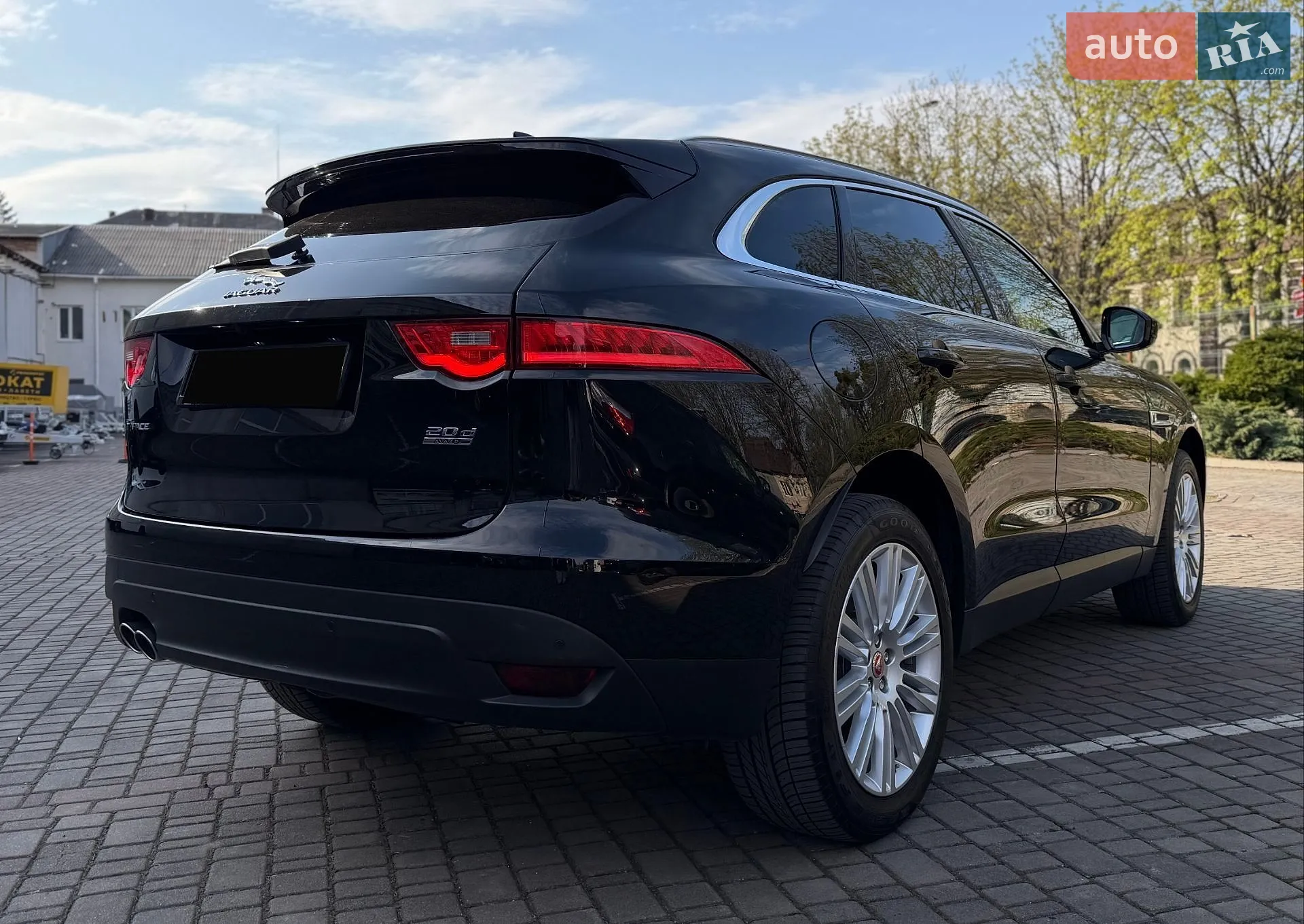 2017 Jaguar F-Pace - мініатюра 6