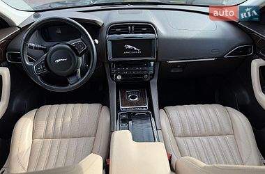 Внедорожник / Кроссовер Jaguar F-Pace 2017 в Сарнах