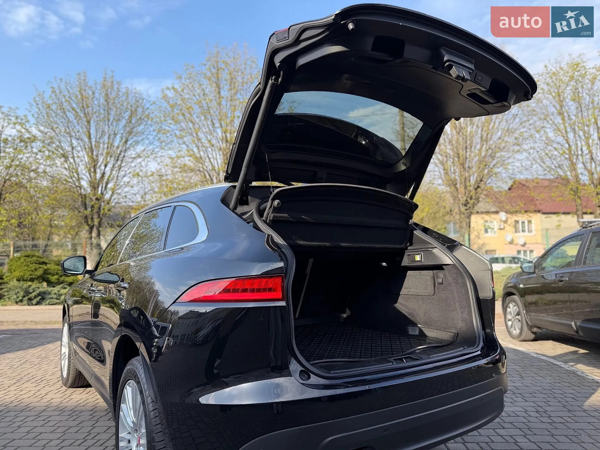 2017 Jaguar F-Pace - мініатюра 18