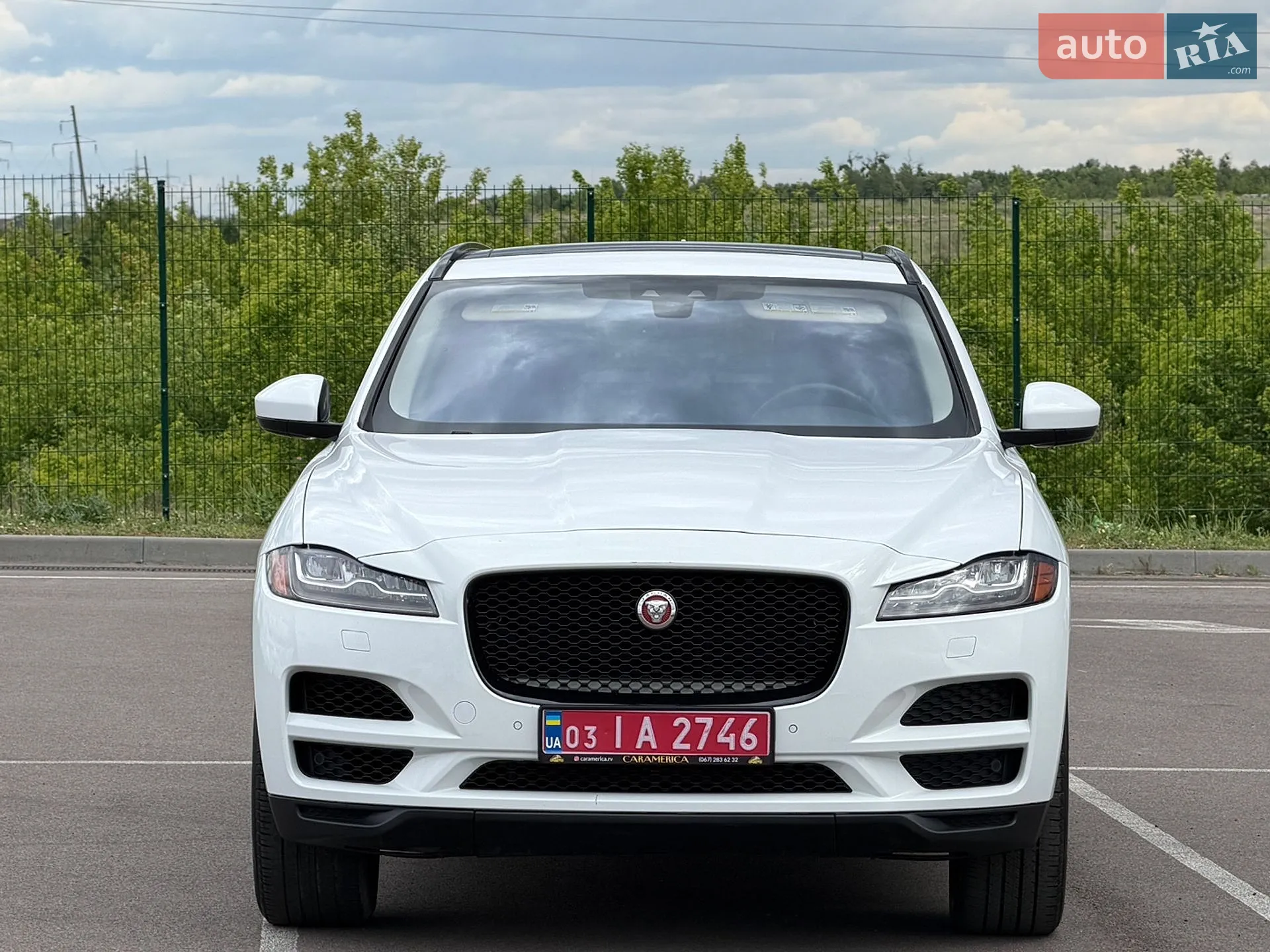 2017 Jaguar F-Pace - мініатюра 11