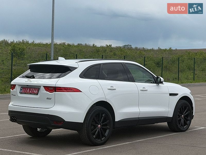 Позашляховик / Кросовер Jaguar F-Pace 2017 в Рівному