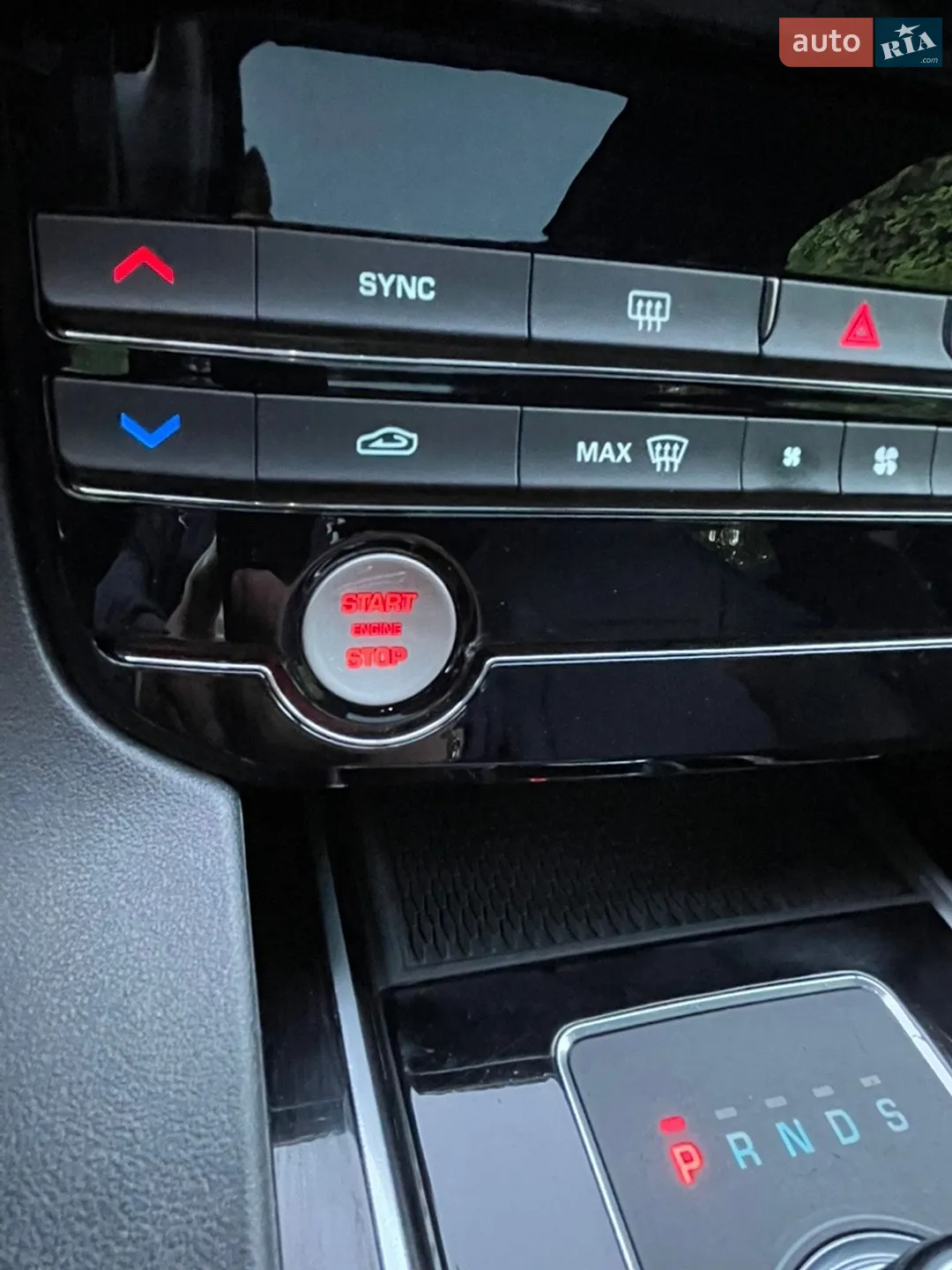 2016 Jaguar F-Pace - мініатюра 44