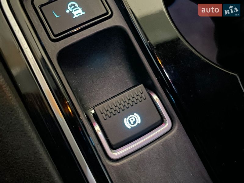 Внедорожник / Кроссовер Jaguar F-Pace 2016 в Хмельницком