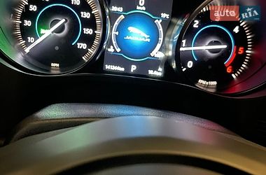 Внедорожник / Кроссовер Jaguar F-Pace 2016 в Хмельницком