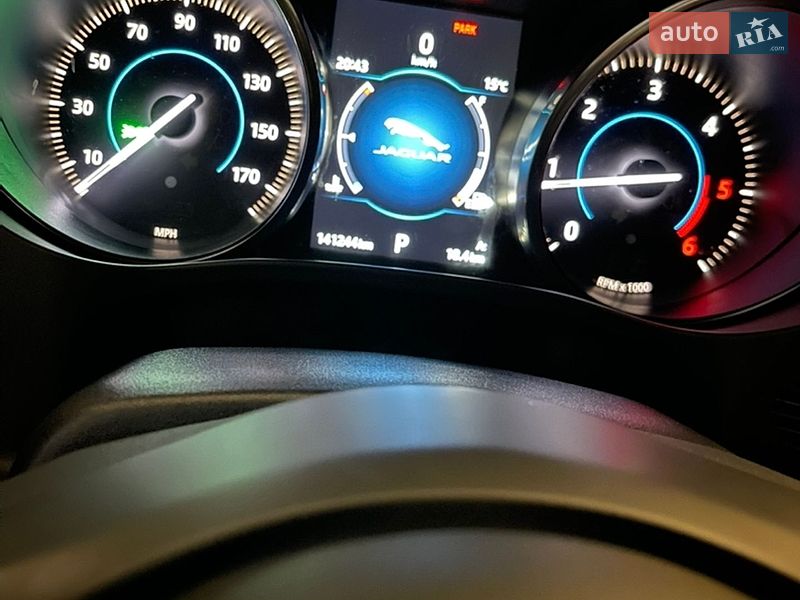 Внедорожник / Кроссовер Jaguar F-Pace 2016 в Хмельницком