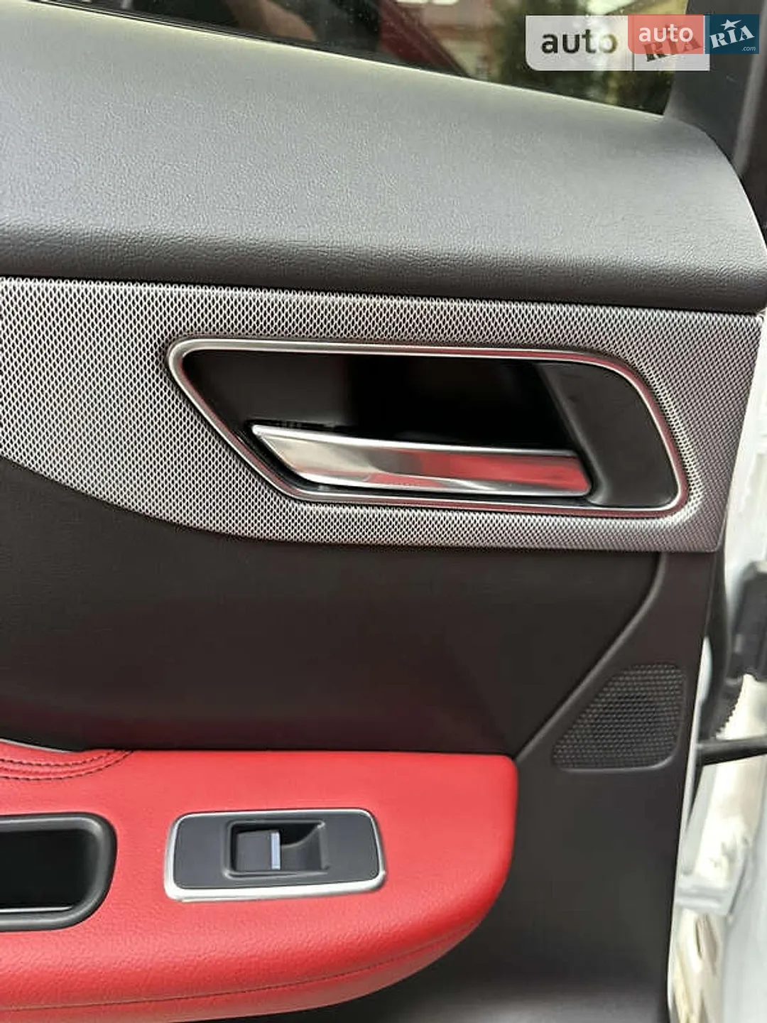 2018 Jaguar F-Pace - мініатюра 22