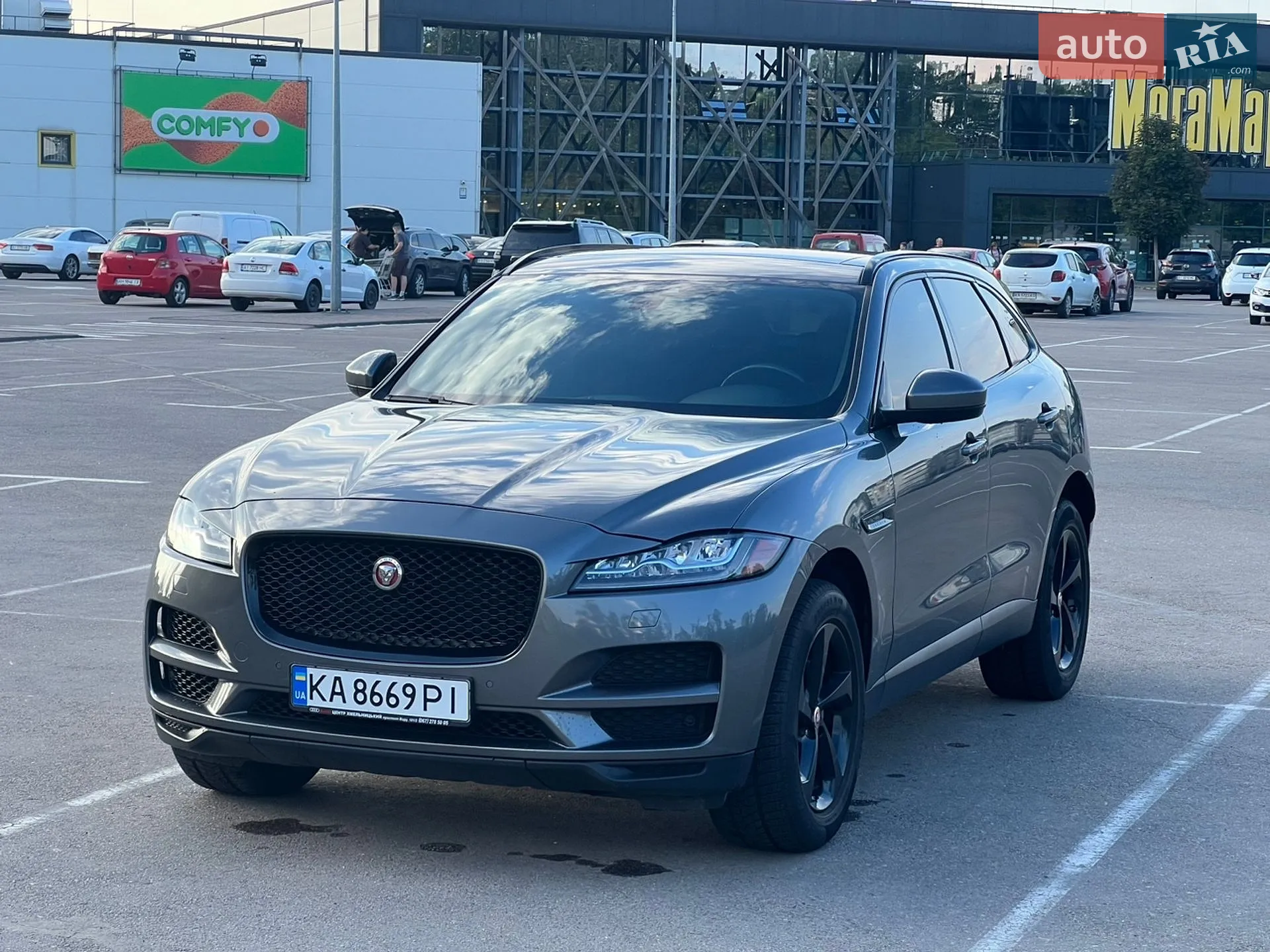 2016 Jaguar F-Pace - мініатюра 18