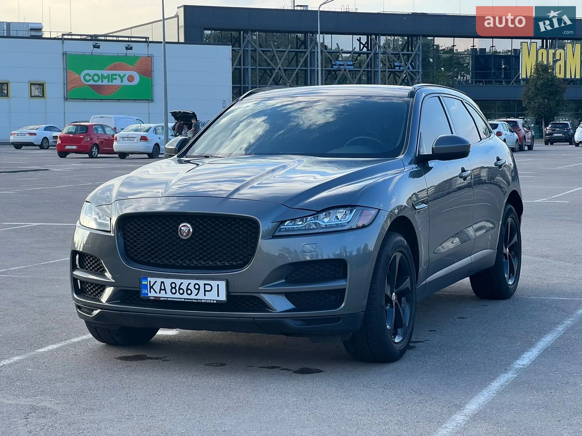2016 Jaguar F-Pace - мініатюра 21