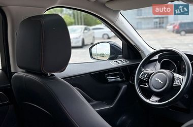 Внедорожник / Кроссовер Jaguar F-Pace 2016 в Киеве фото 69 Внедорожник / Кроссовер Jaguar F-Pace 2016 в Киеве