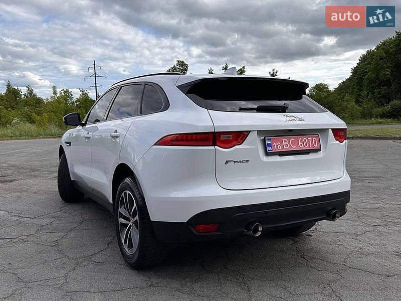 Внедорожник / Кроссовер Jaguar F-Pace 2018 в Владимире