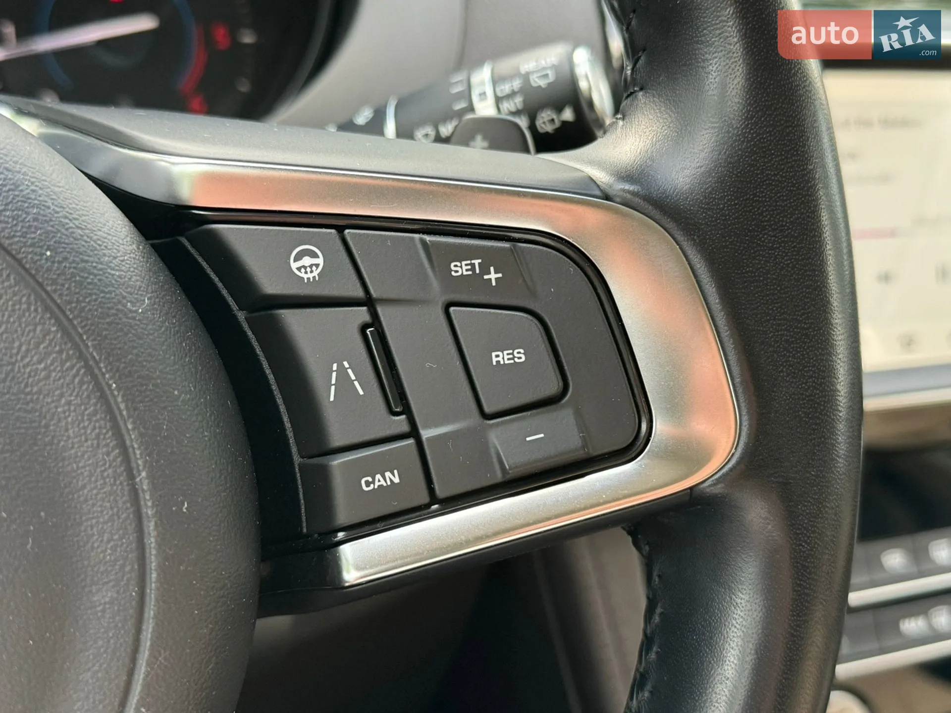 2019 Jaguar F-Pace - мініатюра 18