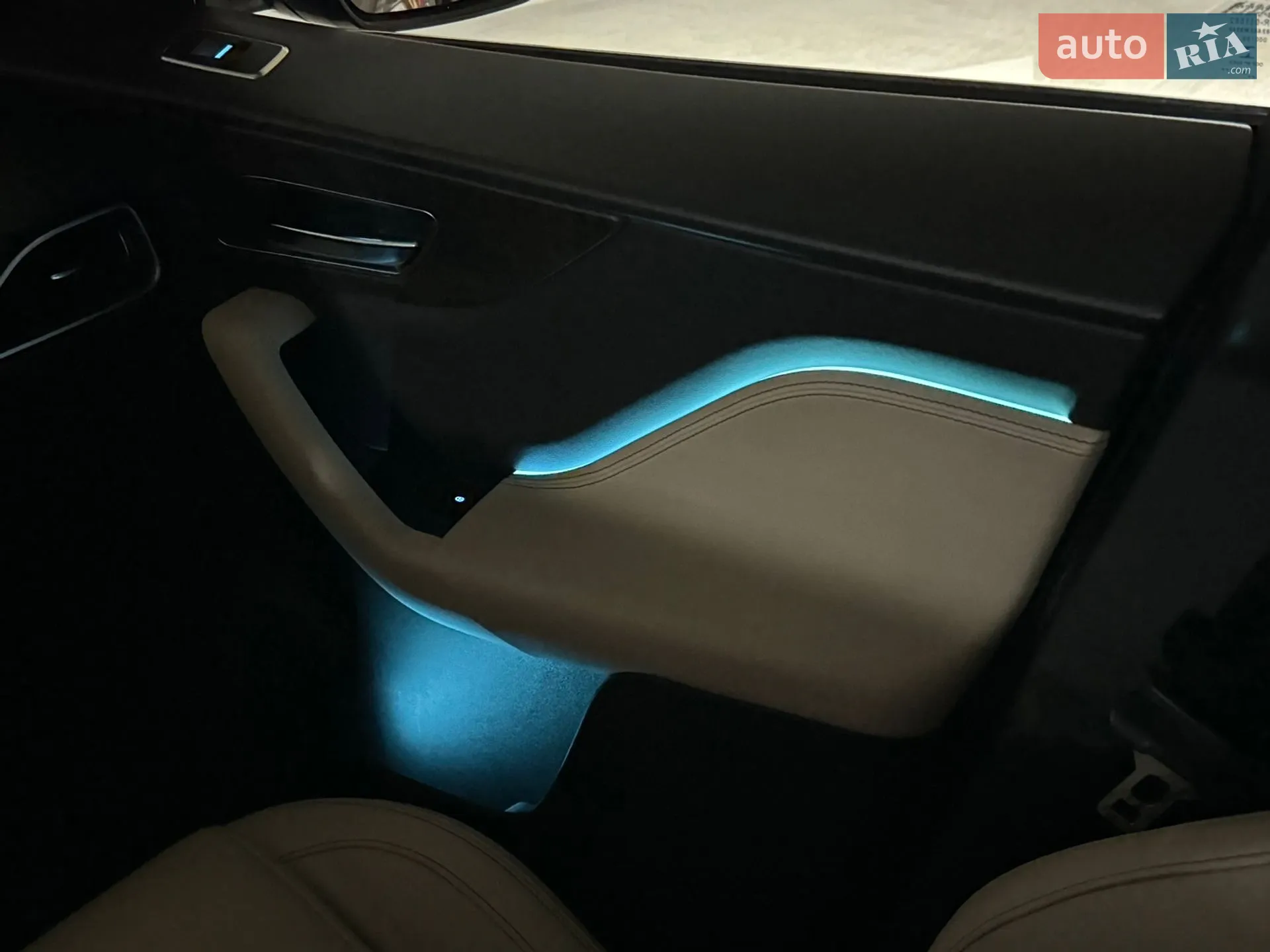 2019 Jaguar F-Pace - мініатюра 34