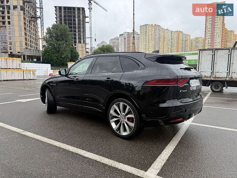 Позашляховик / Кросовер Jaguar F-Pace 2016 в Києві