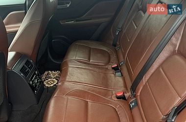 Позашляховик / Кросовер Jaguar F-Pace 2016 в Києві