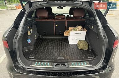 Позашляховик / Кросовер Jaguar F-Pace 2016 в Києві