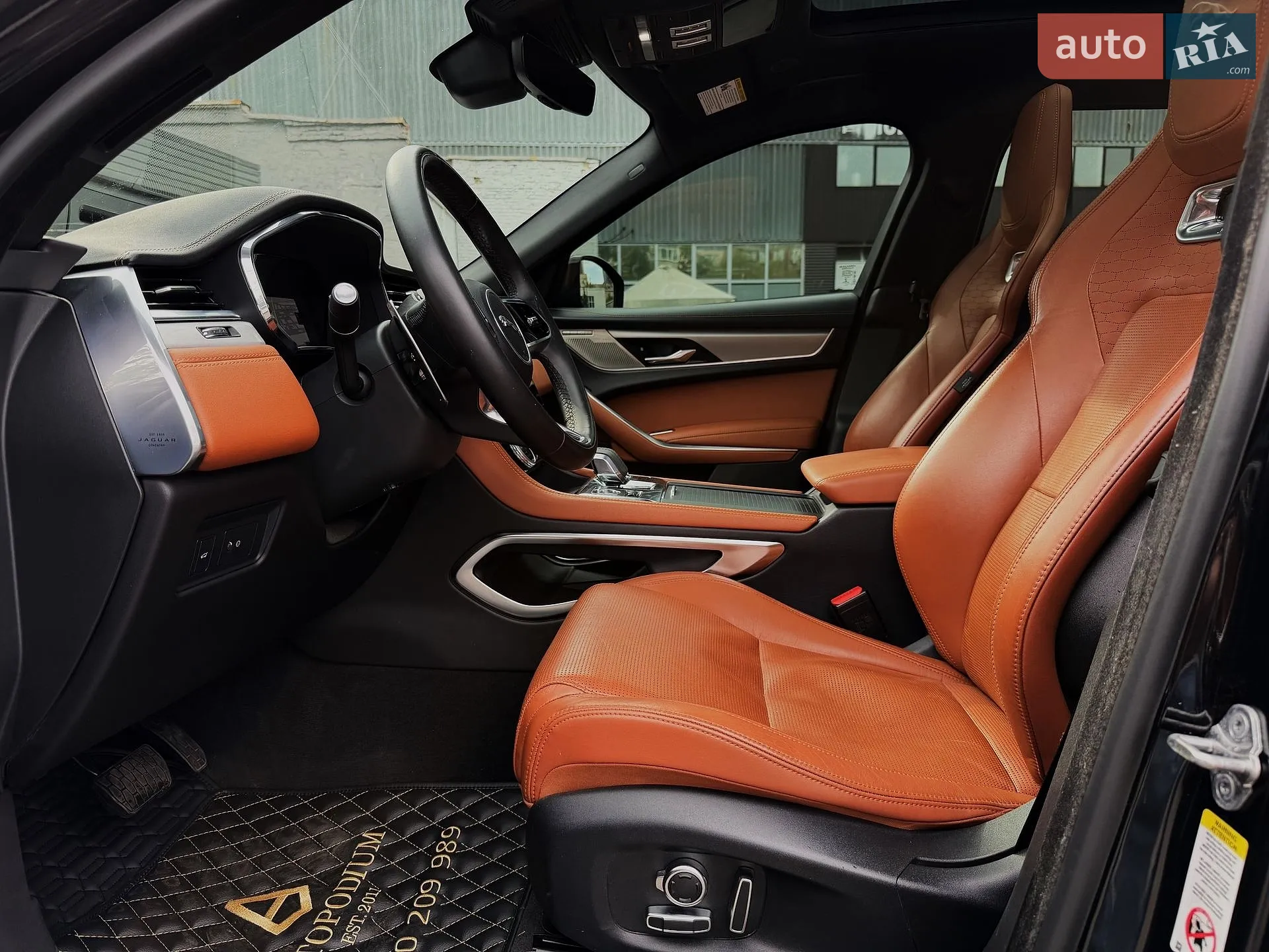 2023 Jaguar F-Pace - мініатюра 29
