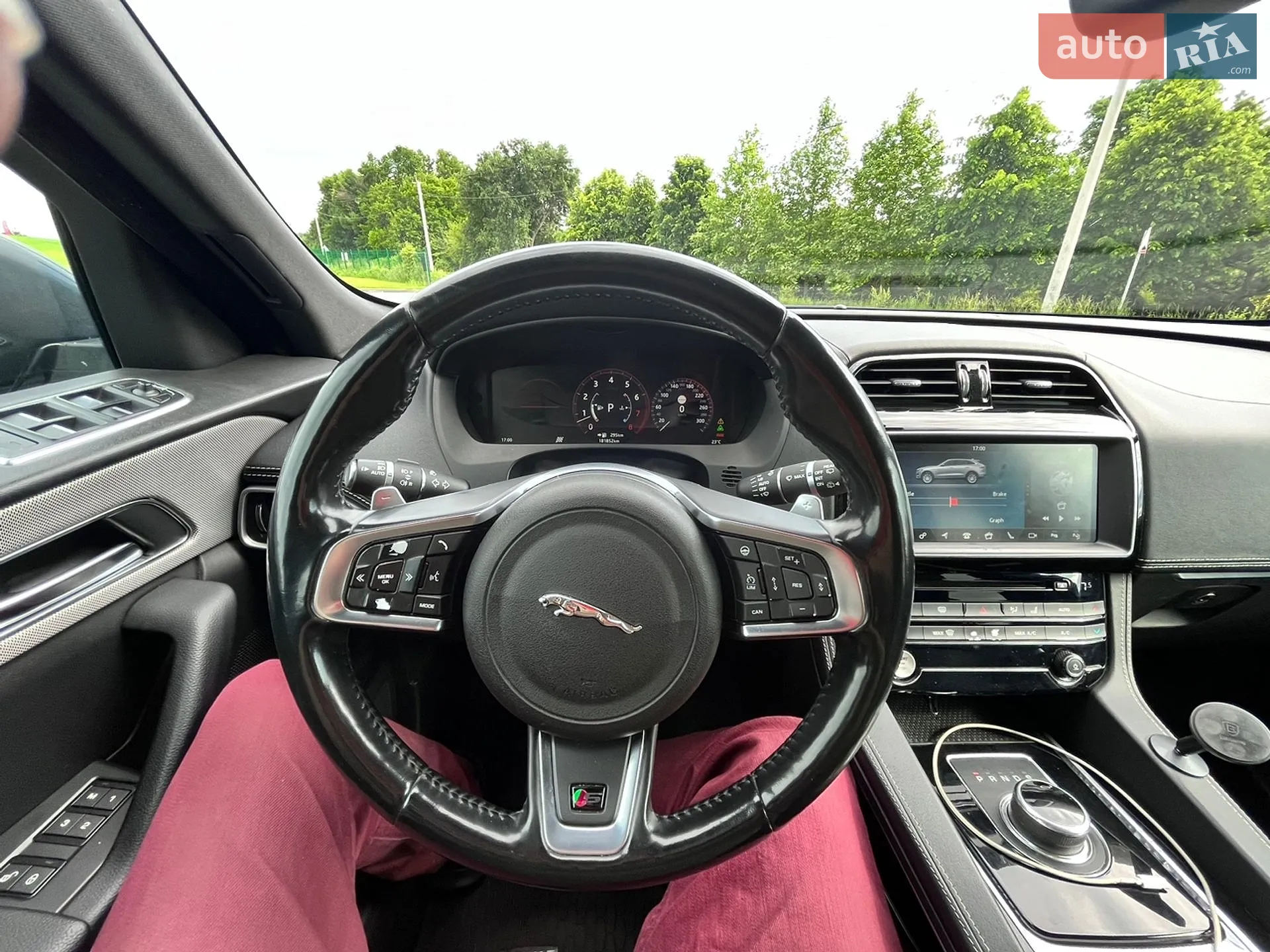 2017 Jaguar F-Pace - мініатюра 18
