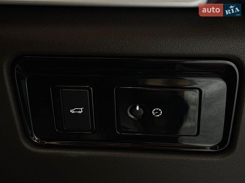 Внедорожник / Кроссовер Jaguar F-Pace 2016 в Белогородке