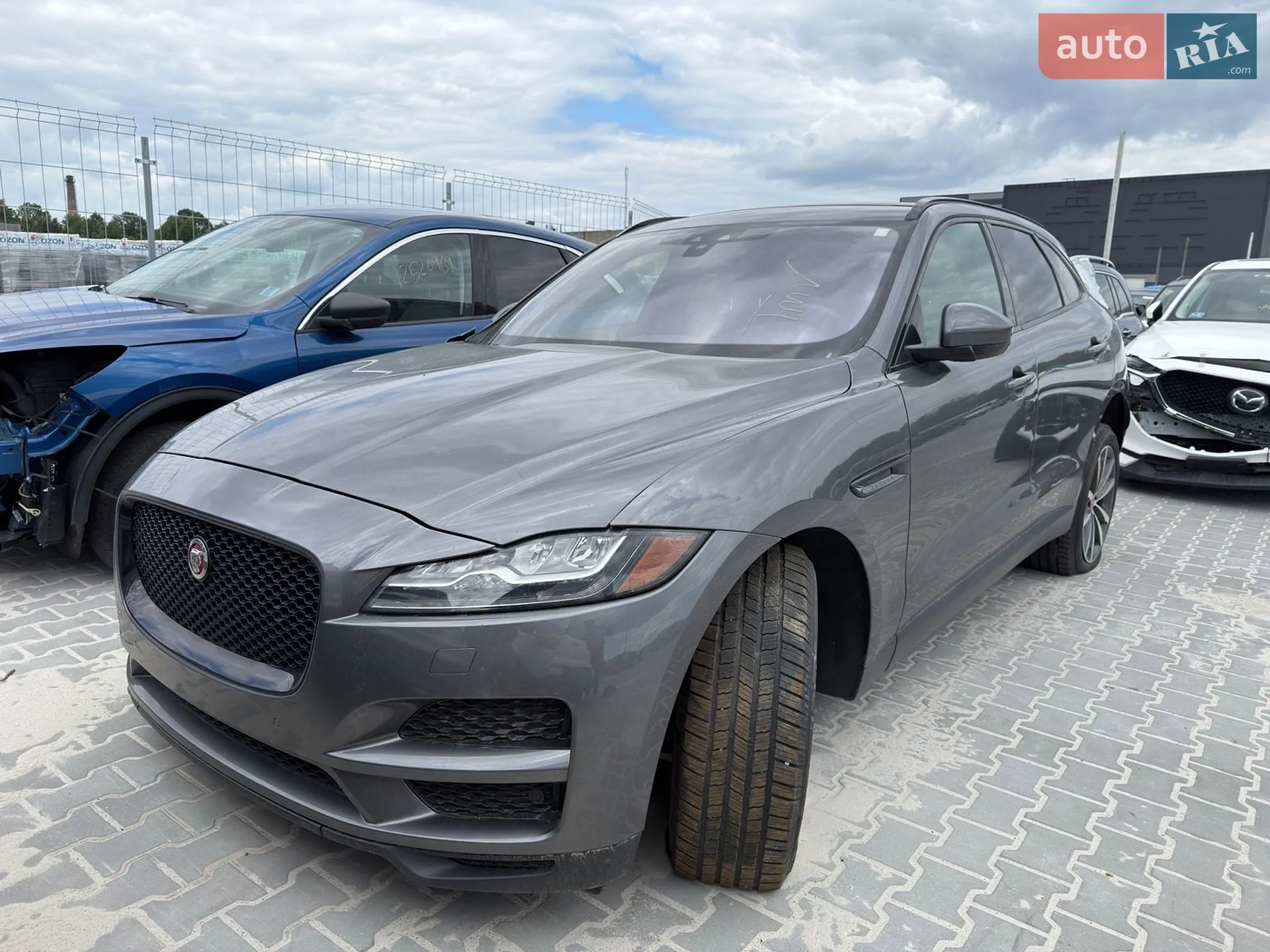 2018 Jaguar F-Pace - мініатюра 2
