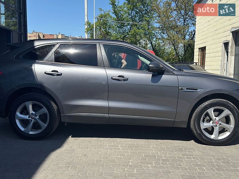 Внедорожник / Кроссовер Jaguar F-Pace 2016 в Ивано-Франковске