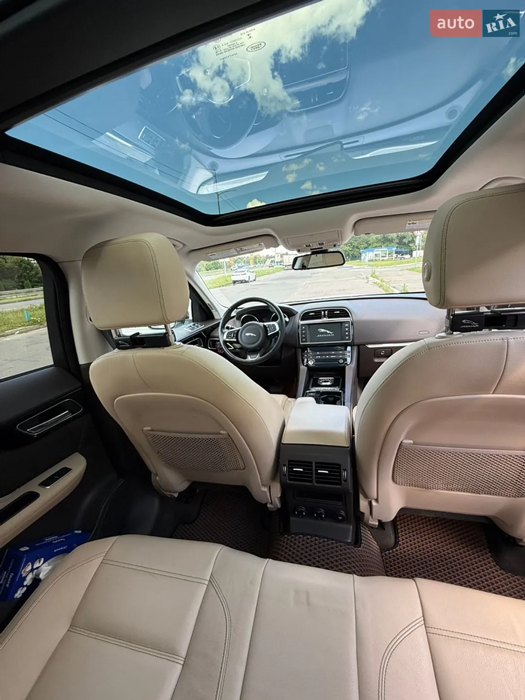 2018 Jaguar F-Pace - мініатюра 24