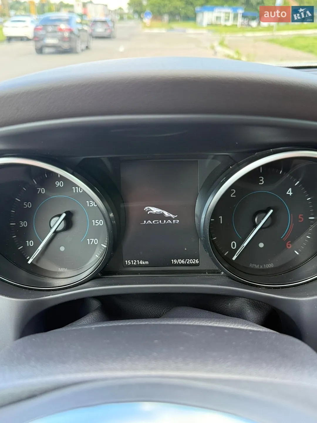 2018 Jaguar F-Pace - мініатюра 27