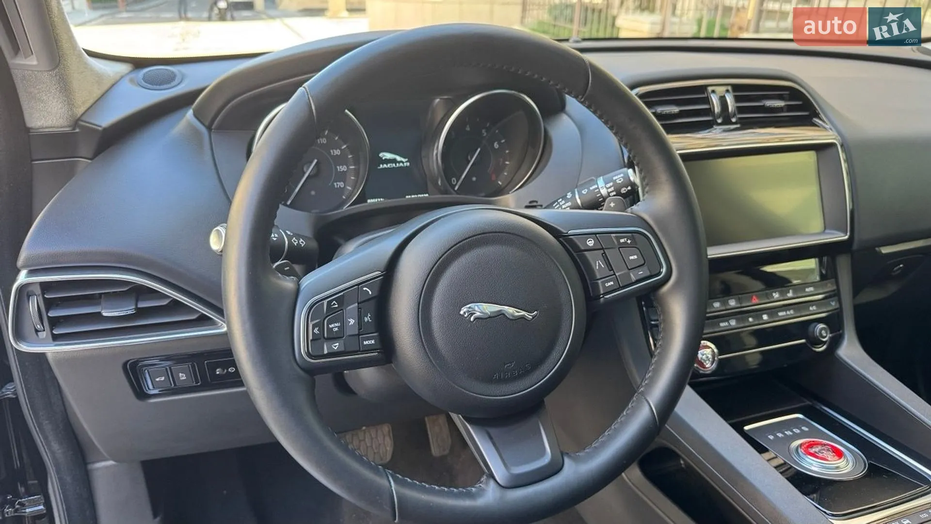 2020 Jaguar F-Pace - мініатюра 35