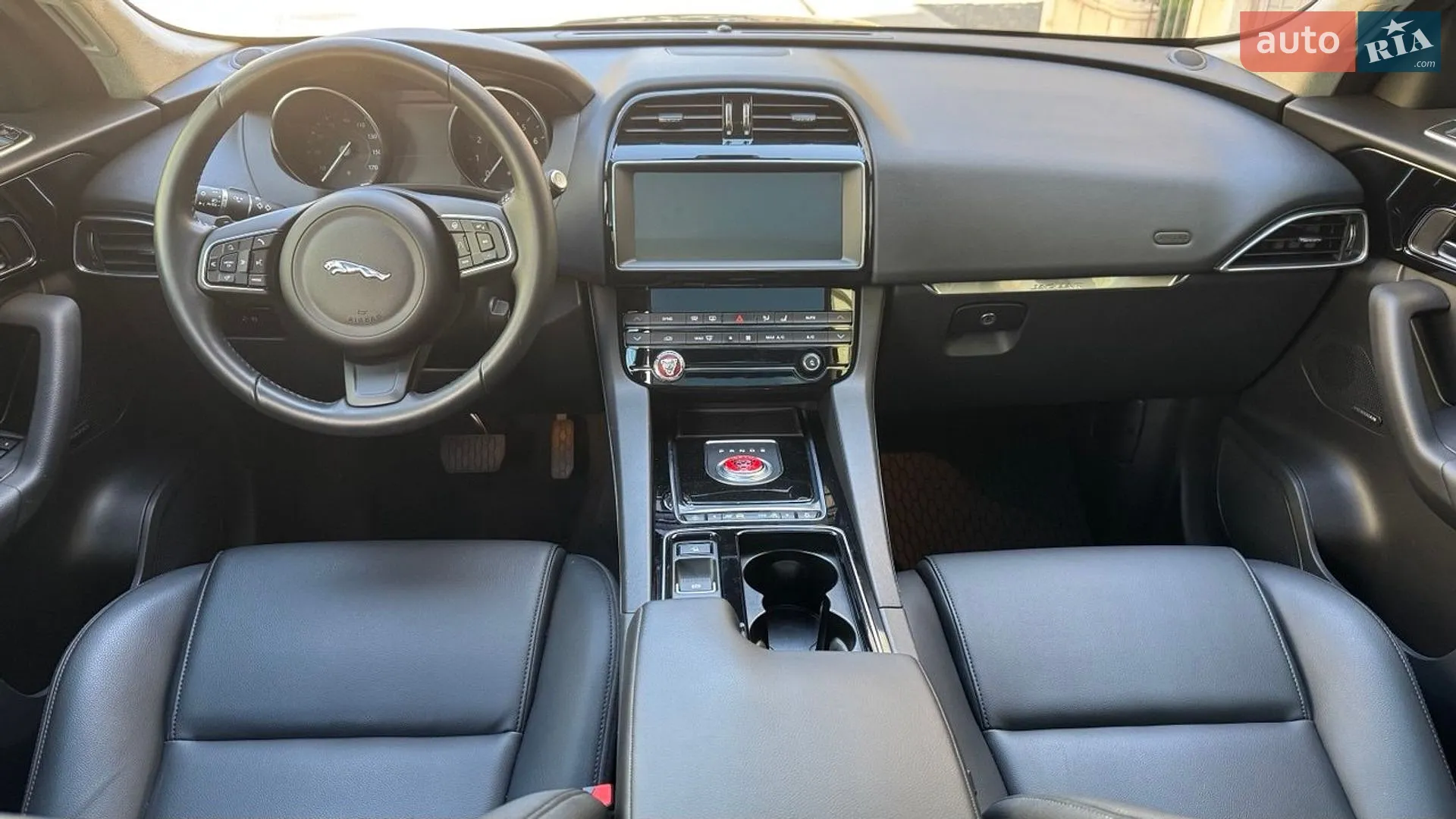 2020 Jaguar F-Pace - мініатюра 39