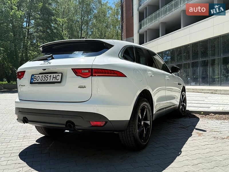 Внедорожник / Кроссовер Jaguar F-Pace 2019 в Тернополе