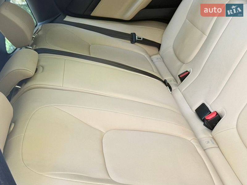 Позашляховик / Кросовер Jaguar F-Pace 2019 в Тернополі фото 24 Позашляховик / Кросовер Jaguar F-Pace 2019 в Тернополі