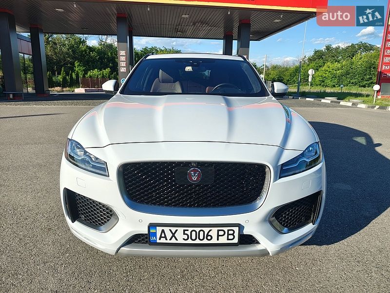Внедорожник / Кроссовер Jaguar F-Pace 2016 в Харькове