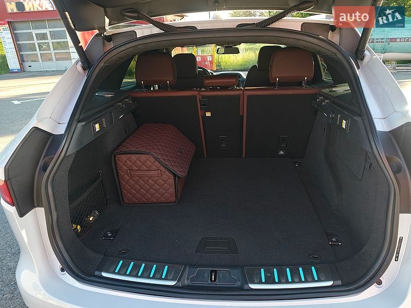 Внедорожник / Кроссовер Jaguar F-Pace 2016 в Харькове