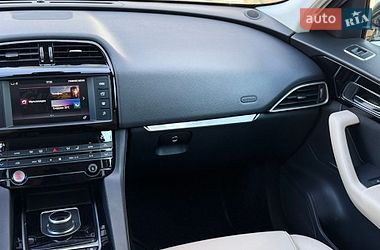 Позашляховик / Кросовер Jaguar F-Pace 2017 в Миколаєві фото 10 Позашляховик / Кросовер Jaguar F-Pace 2017 в Миколаєві