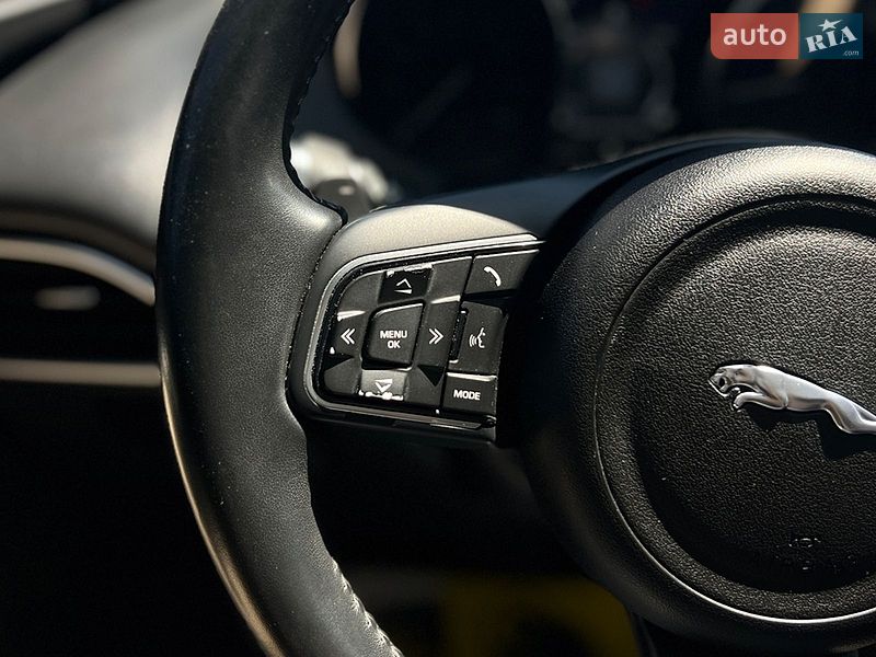 Позашляховик / Кросовер Jaguar F-Pace 2017 в Івано-Франківську фото 11 Позашляховик / Кросовер Jaguar F-Pace 2017 в Івано-Франківську