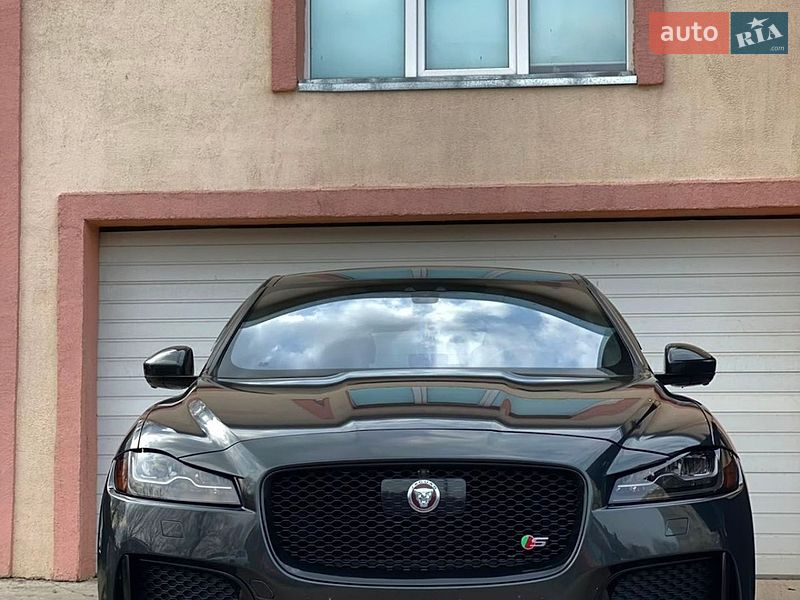 Внедорожник / Кроссовер Jaguar F-Pace 2018 в Львове