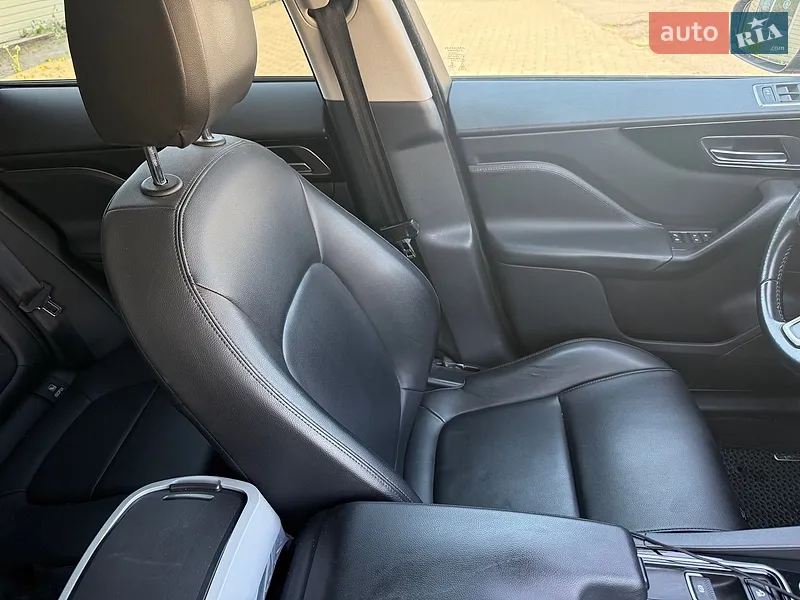 Jaguar F-Pace 2016 VIN SADCJ2BV0HA088279 фото оголошення 22 з 55
