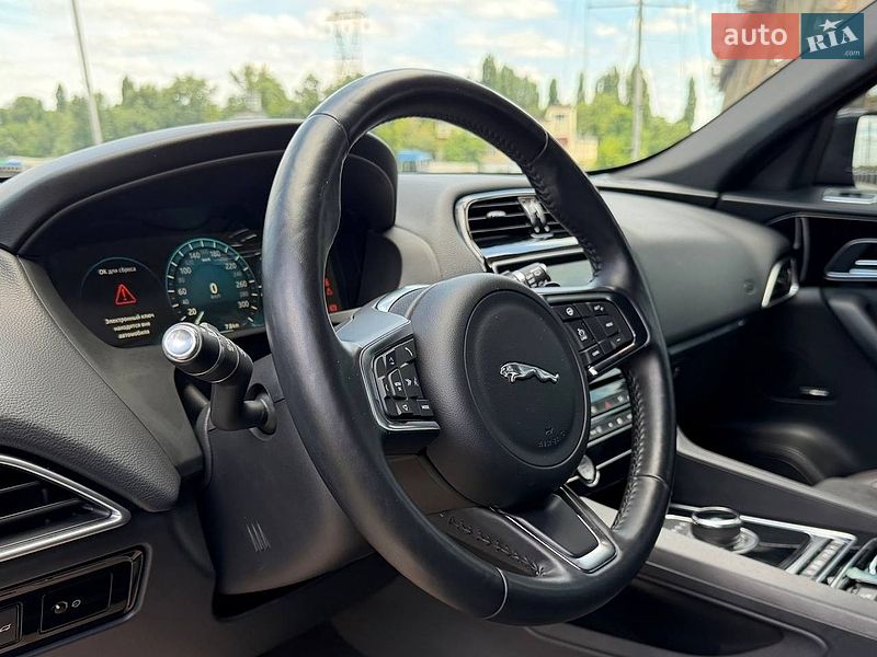 Внедорожник / Кроссовер Jaguar F-Pace 2018 в Днепре