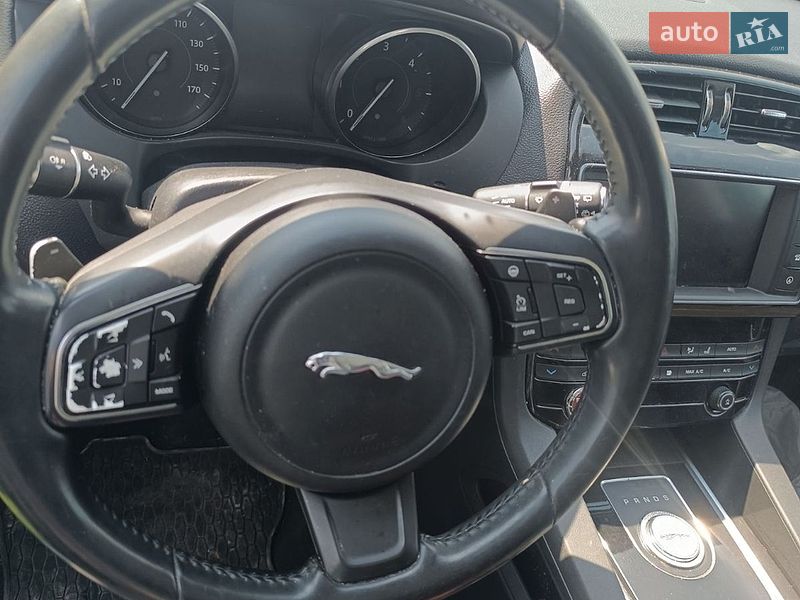 Внедорожник / Кроссовер Jaguar F-Pace 2016 в Житомире фото 15 Внедорожник / Кроссовер Jaguar F-Pace 2016 в Житомире