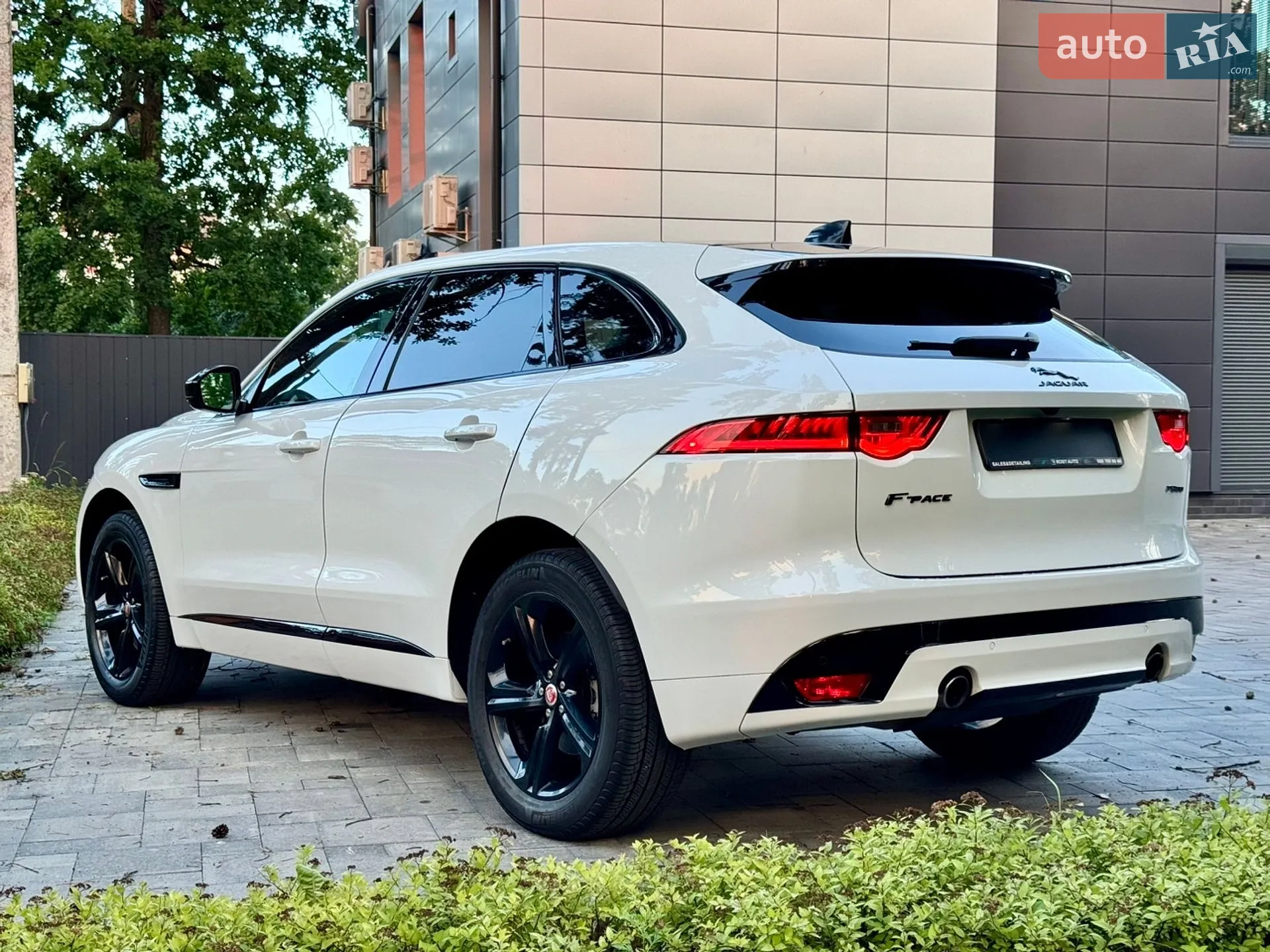 2019 Jaguar F-Pace - мініатюра 25