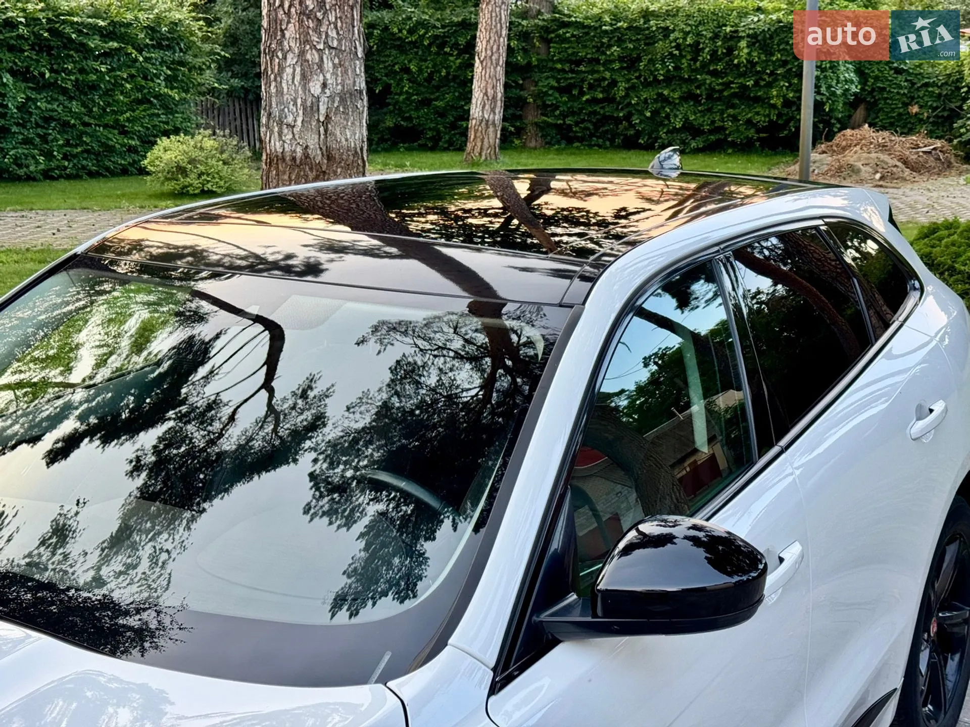 2019 Jaguar F-Pace - мініатюра 27
